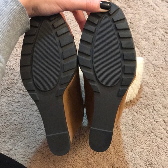 Boot - Picture 3 of 4